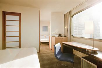 In-Room Business Center